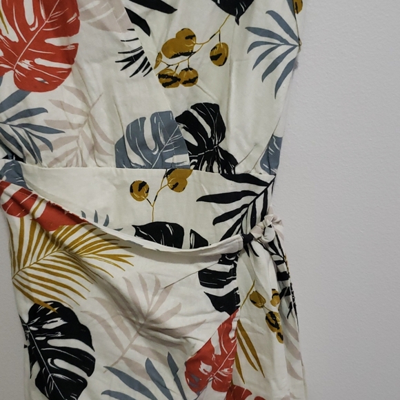 NEW VICI Canyon Palm Print Tie Dress - Picture 11 of 15